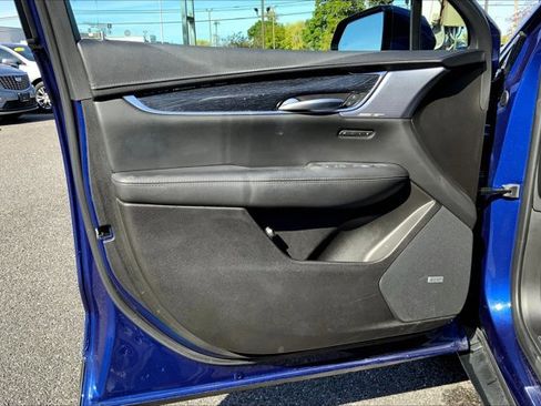 Used 2023 Cadillac XT5 Premium Luxury w/ LPO, Floor Liner Package image 23