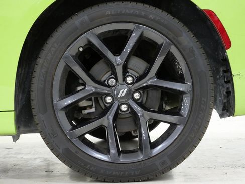 Used 2023 Dodge Charger SXT w/ Blacktop Package image 9