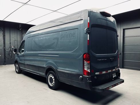 Used 2020 Ford Transit 250 148 High Roof Extended RWD image 5