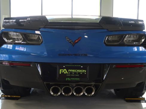 Used 2016 Chevrolet Corvette Z06 w/ 3LZ Preferred Equipment Group RWD image 5