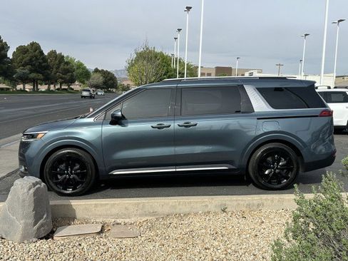 Used 2024 Kia Carnival SX image 6