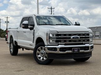 Used 2025 Ford F250 Lariat w/ Lariat Ultimate Package AWD/4WD video 2
