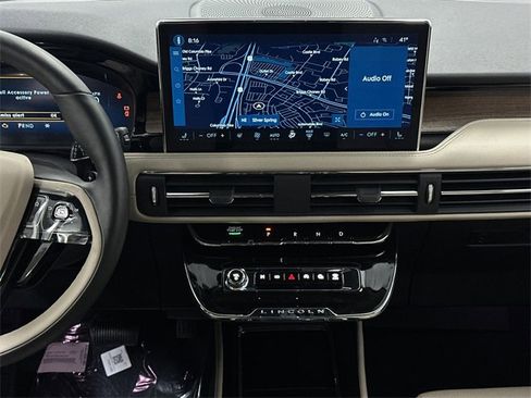 New 2026 Lincoln Corsair Reserve w/ Towing Package image 19