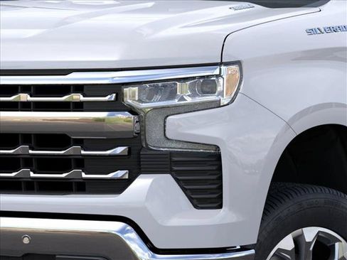 Used 2026 Chevrolet Silverado 1500 LTZ RWD image 10