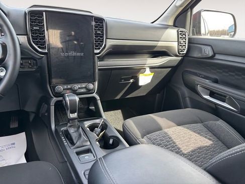 Certified 2024 Ford Ranger XLT w/ FX4 Off-Road Package image 11