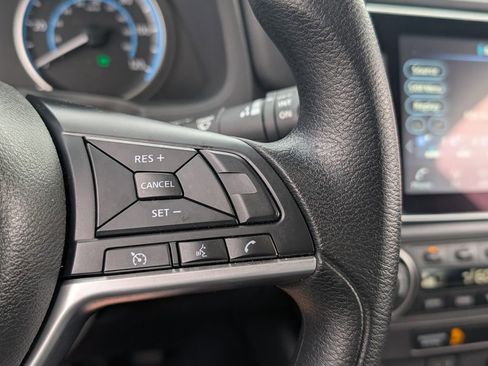 Used 2024 Nissan Leaf S image 26