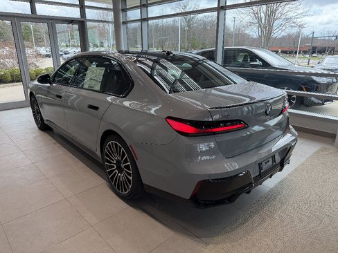 New 2026 BMW 740i xDrive AWD/4WD image 4