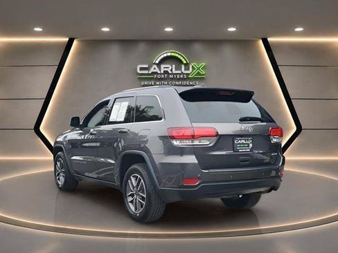 Used 2020 Jeep Grand Cherokee Laredo w/ 18" Wheel & 8.4" Radio Group RWD image 4