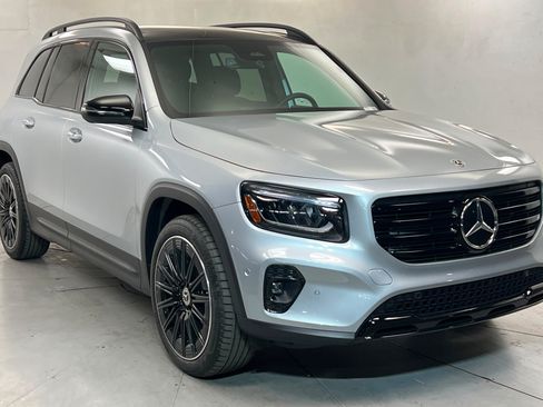 New 2026 Mercedes-Benz GLB 250 4MATIC image 7
