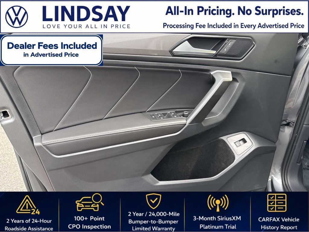 Certified 2024 Volkswagen Tiguan SE w/ Panoramic Sunroof Package AWD/4WD image 10