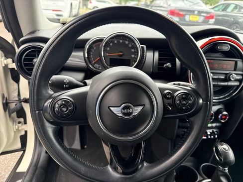Used 2015 MINI Cooper 2-Door Hardtop FWD image 18