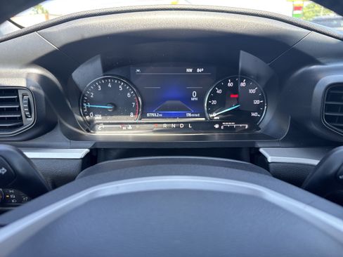Used 2022 Ford Explorer XLT AWD/4WD image 21