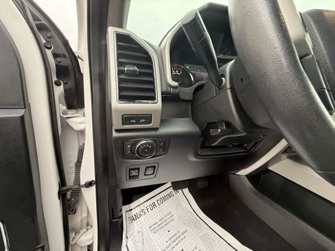 Used 2019 Ford F150 Lariat image 15