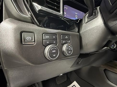 Used 2024 Chevrolet Silverado 1500 RST image 19