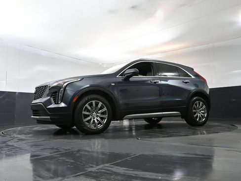 Used 2019 Cadillac XT4 Premium Luxury w/ Cold Weather Package AWD/4WD image 20