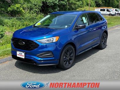 New 2024 Ford Edge SE w/ Black Appearance Package