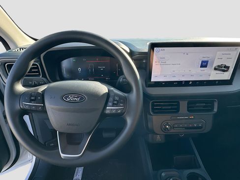 New 2026 Ford Maverick XL image 7