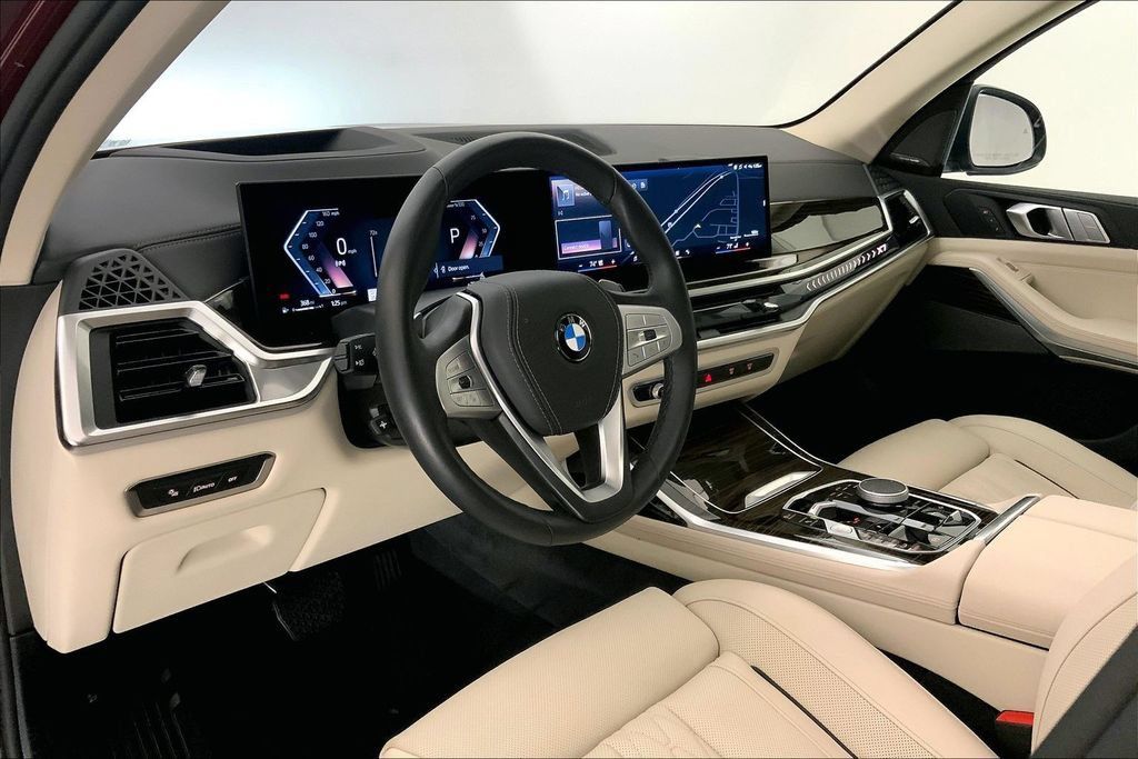 Used 2026 BMW X7 xDrive40i w/ Premium Package AWD/4WD image 21