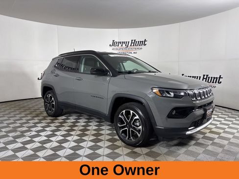 Used 2022 Jeep Compass Limited AWD/4WD image 4