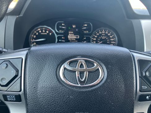 Used 2021 Toyota Tundra SR5 w/ SR5 Upgrade Package RWD image 17