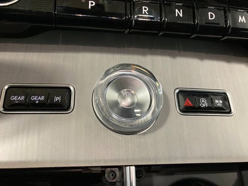 Used 2025 Lincoln Navigator L Reserve w/ Jet Appearance Package image 37