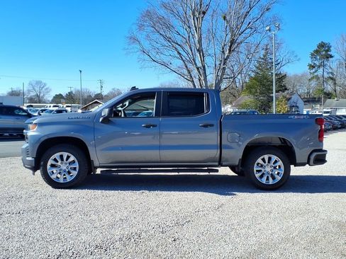 Used 2022 Chevrolet Silverado 1500 Custom image 4