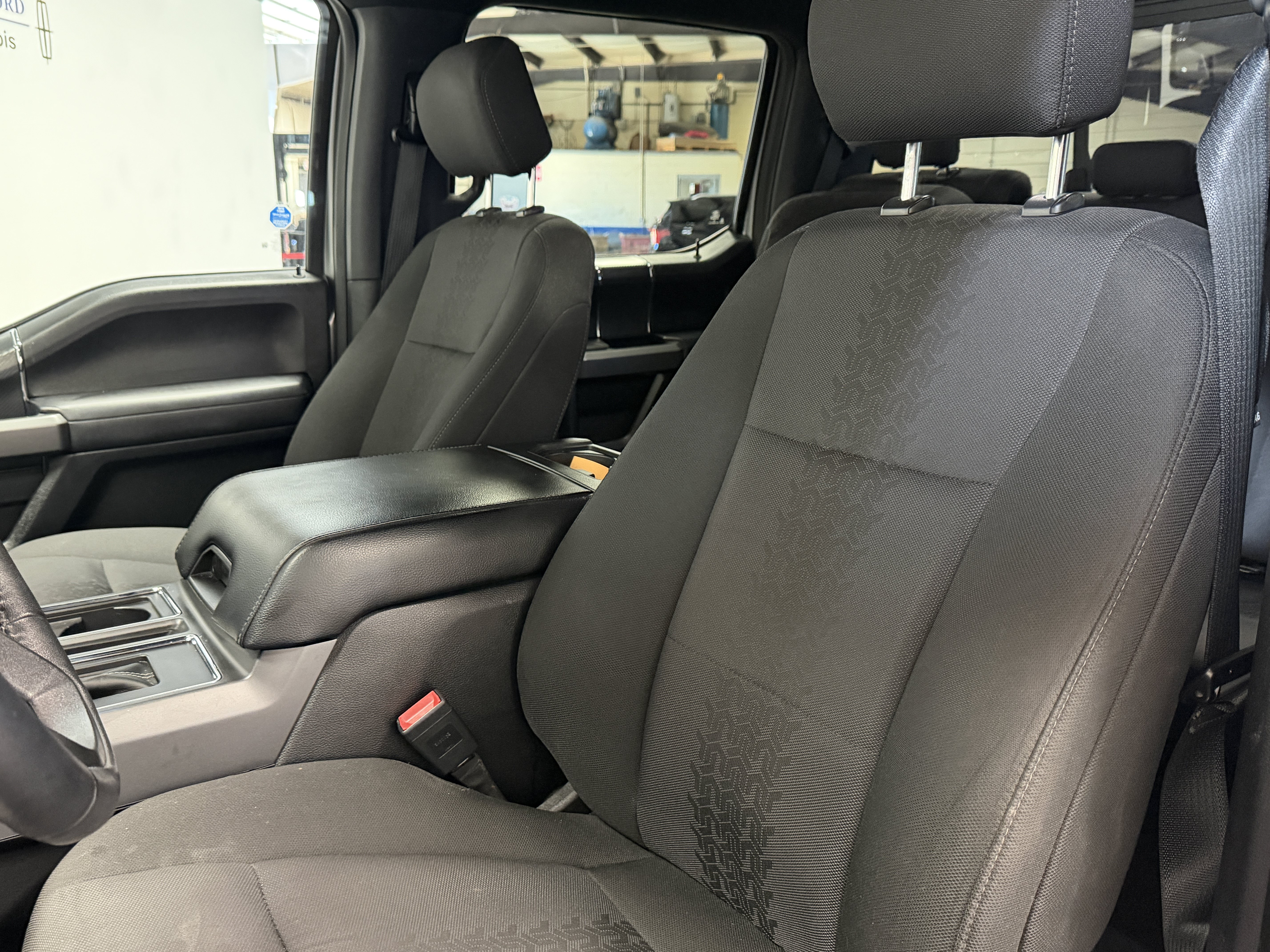 Used 2020 Ford F150 XLT w/ Equipment Group 302A Luxury AWD/4WD image 19