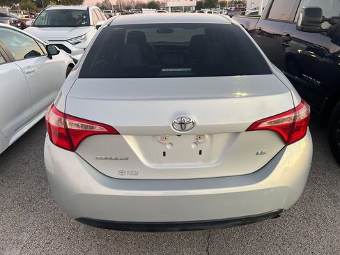 Used 2019 Toyota Corolla LE image 5