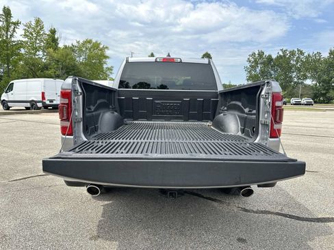 Used 2024 RAM 1500 Laramie AWD/4WD image 36