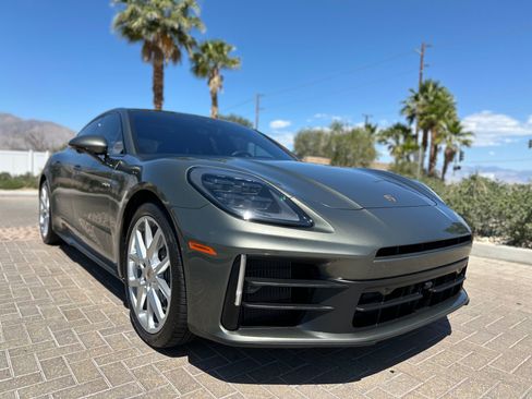 Used 2025 Porsche Panamera 4 AWD/4WD image 10