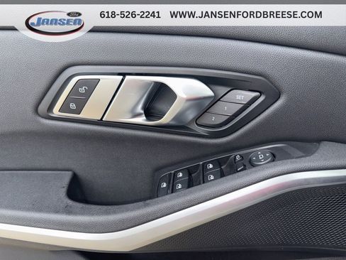 Used 2020 BMW 330i xDrive Sedan w/ Convenience Package AWD/4WD image 9