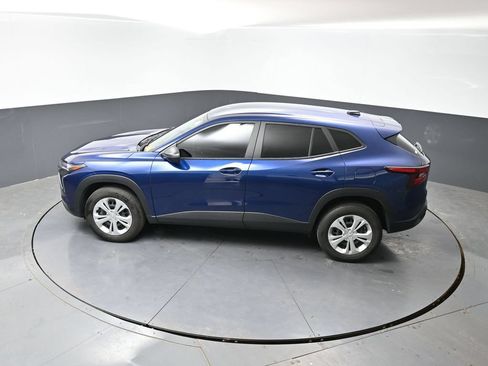 Used 2024 Chevrolet Trax LS FWD image 70