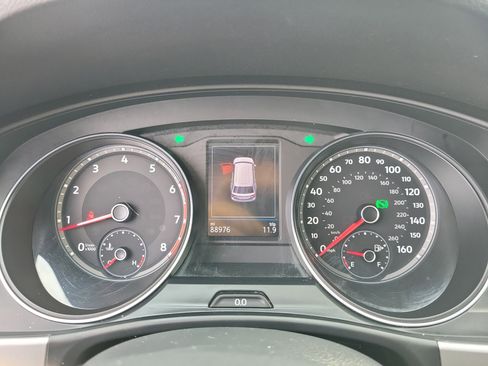 Used 2019 Volkswagen Atlas S image 24