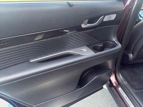 Used 2023 Hyundai Palisade Calligraphy w/ Cargo Package image 15