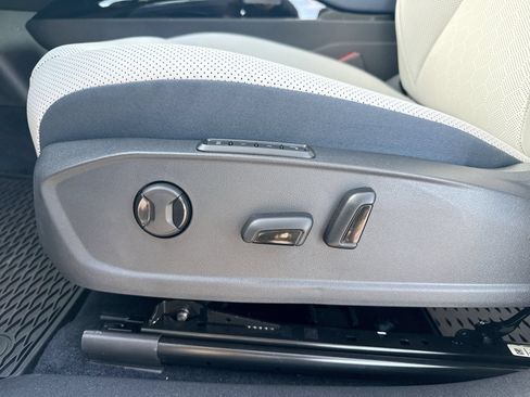 New 2026 Volkswagen ID.4 Pro S RWD image 15