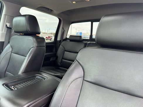 Used 2018 Chevrolet Silverado 1500 LTZ Z71 w/ LTZ Plus Package AWD/4WD image 29