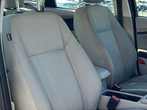 Used 2018 Ford Focus SE image 9