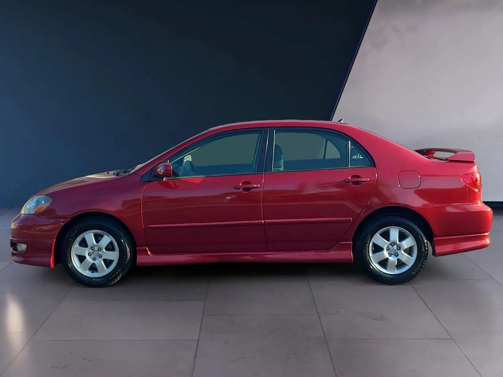 Used 2005 Toyota Corolla S w/ Enhanced Pwr Pkg FWD image 2