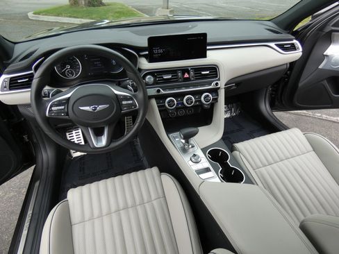 Used 2023 Genesis G70 2.0T w/ Sport Prestige Package image 44