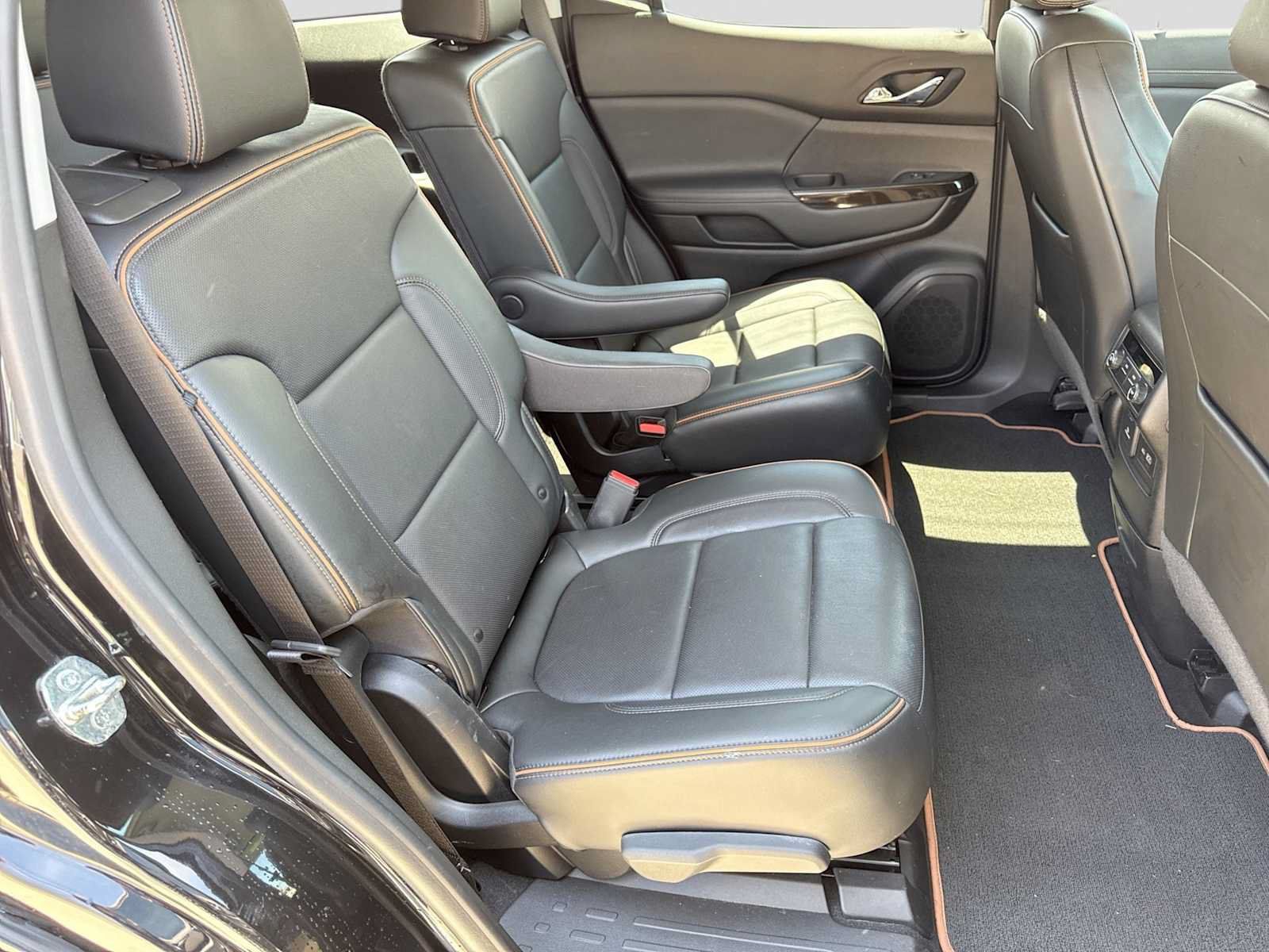 Used 2020 GMC Acadia AT4 w/ Trailering Package AWD/4WD image 19