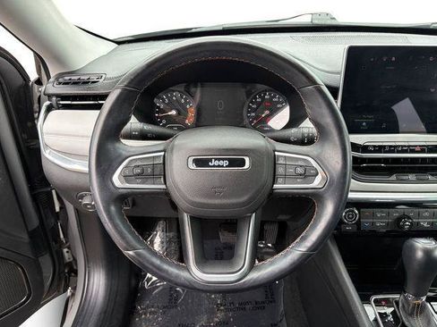Used 2022 Jeep Compass Limited AWD/4WD image 18
