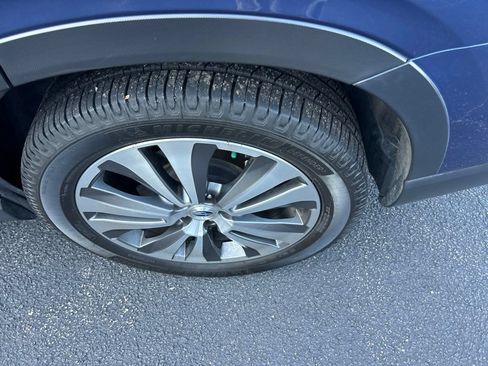 Used 2021 Subaru Ascent Limited w/ Technology Package AWD/4WD image 12