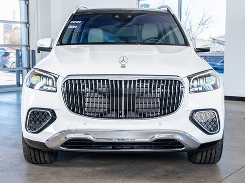 Used 2024 Mercedes-Benz Maybach GLS 600 4MATIC image 3