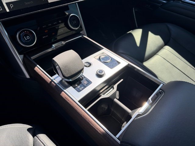 Used 2023 Land Rover Range Rover SE AWD/4WD image 25