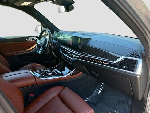 Used 2023 BMW X7 M60i w/ Executive Package AWD/4WD image 15