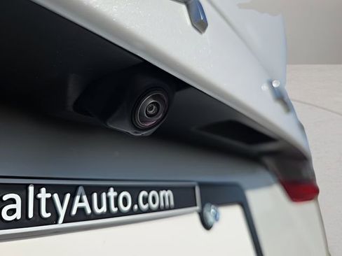 Used 2026 Toyota Camry XLE w/ Premium Plus Package image 19