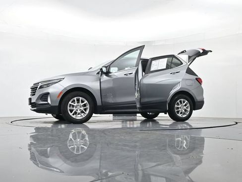 Used 2024 Chevrolet Equinox LT FWD image 56