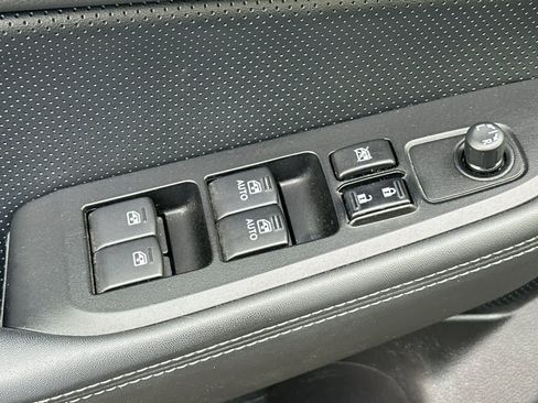 Used 2016 Subaru Outback 2.5i Limited image 13