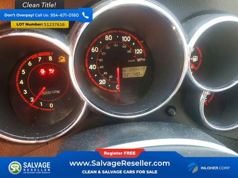 Used 2005 Toyota Matrix FWD image 12