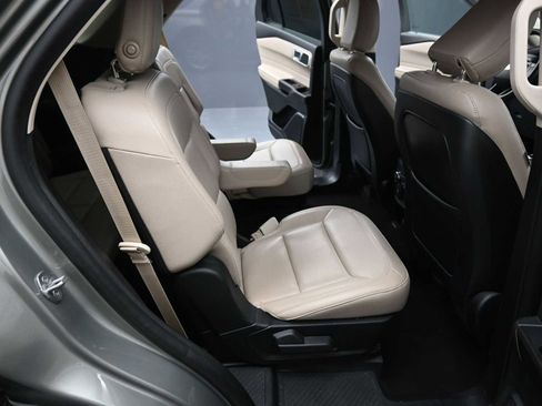 Used 2020 Ford Explorer XLT w/ Equipment Group 202A image 15